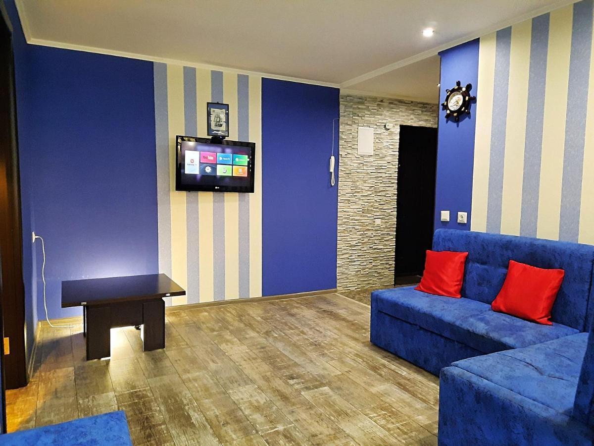 Sea Style - Сеть Апартаментов Alex Apartments Бесконтактное Заселение 24-7 Poltava Ruang foto