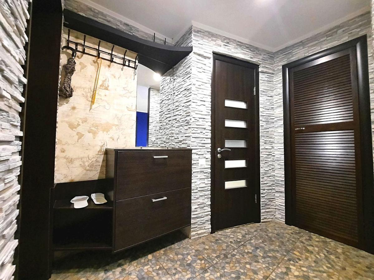 Sea Style - Сеть Апартаментов Alex Apartments Бесконтактное Заселение 24-7 Poltava Ruang foto